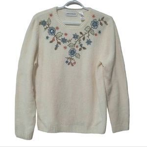 Alfred Dunner Chenille Cottagecore Sweater Crew Neck Embroidered Sequin Size S